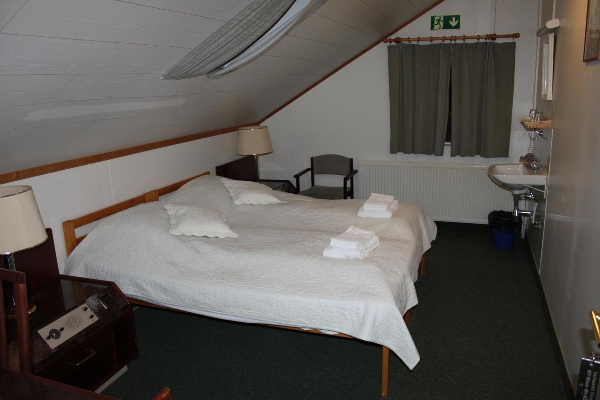 Guesthouse Stoeng And Cottages Экстерьер фото