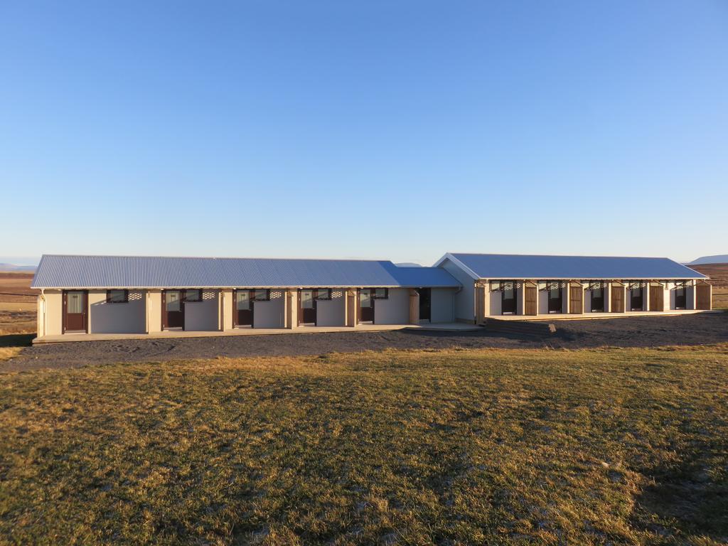Guesthouse Stoeng And Cottages Экстерьер фото