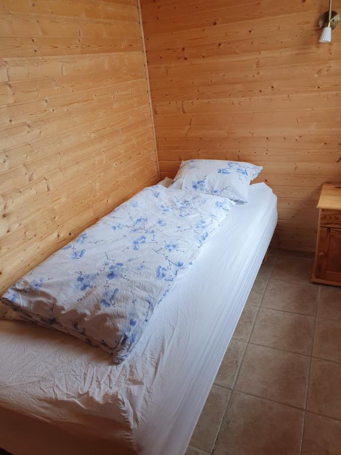 Guesthouse Stoeng And Cottages Экстерьер фото